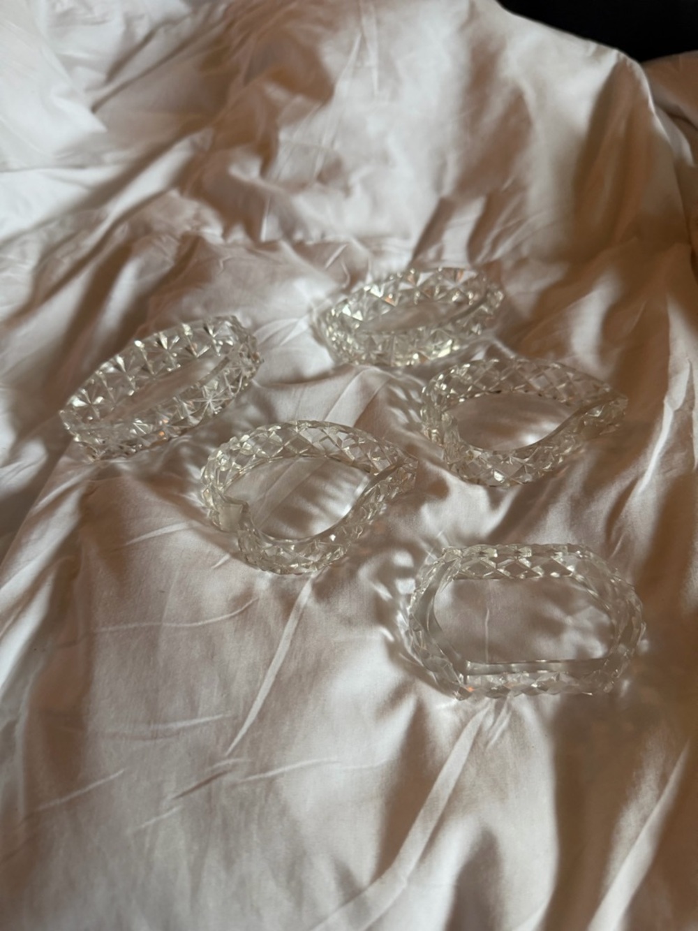 Set of 5 Vintage Hudsons Bay Crystal Napkin Rings with box